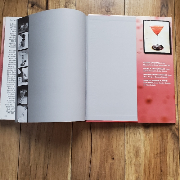 'Cocktails' Cookbook - Picture 6 of 7